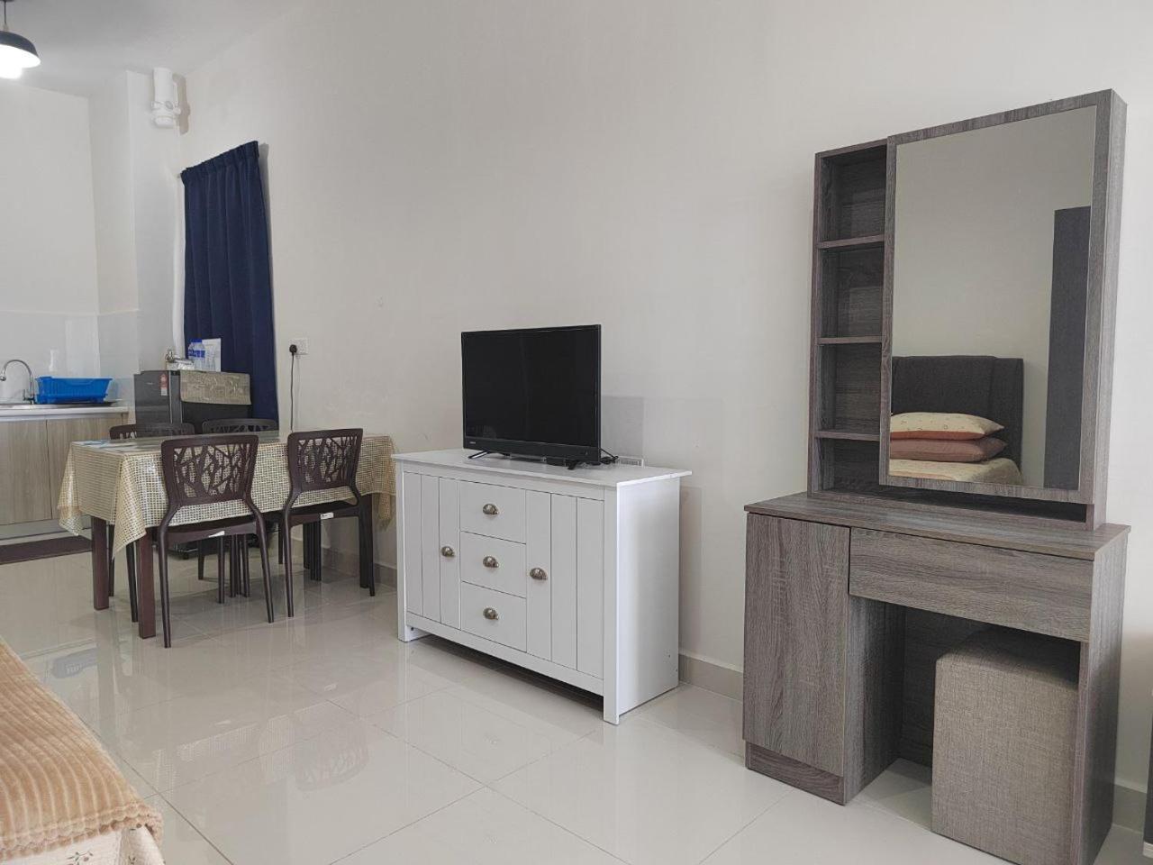 Studio Suite Homestay Klia Sepang Buitenkant foto